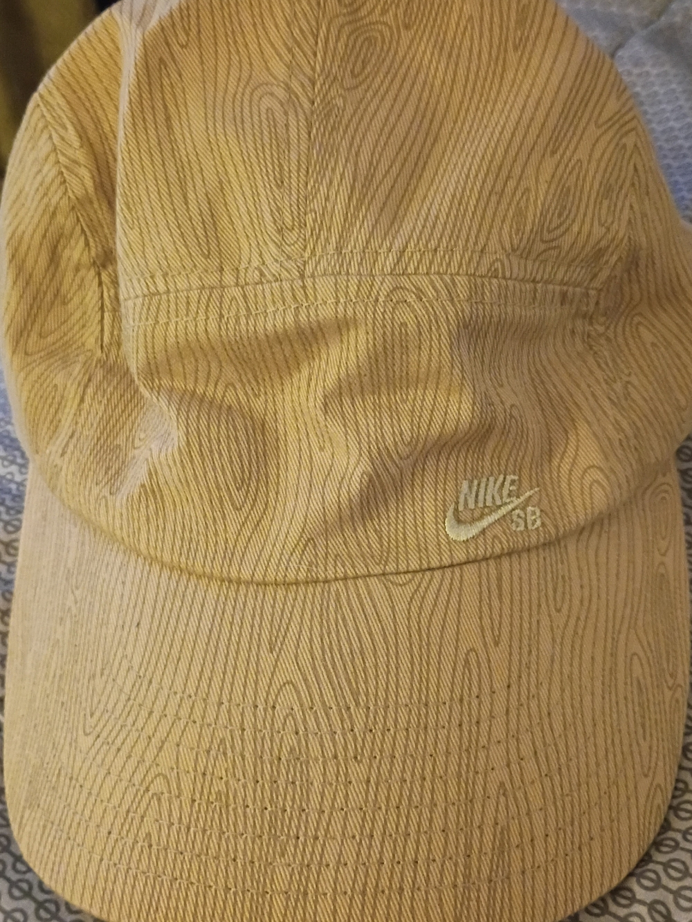 Nike SB Woodgrain Aop Cap in Mustard